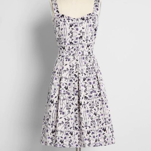 Modcloth Dresses & Skirts - Modcloth Gothic Sleeveless Fit and Flare Dress | Size 16